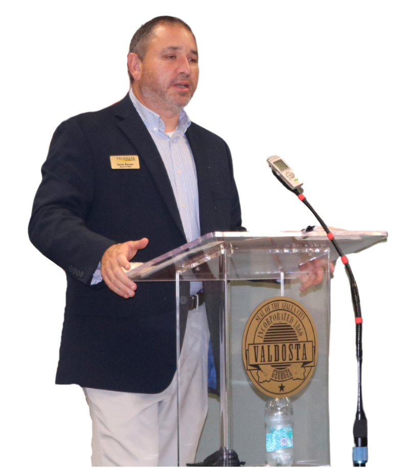 City of Valdosta Utilities Director Jason Barnes recently spoke to concerned citizens and the Suwannee/Withlacoochee River Task Force about the work the City of Valdosta has done to address concerns over the water quality of the Withlacoochee River as it flows through the city. In the past, sewage spills into the river have resulted in alarming rates of bacterial growth in the river that flows southward through North Central Florida on its way to the Suwannee River. [Rick Patrick/Greene Publishing, Inc.]